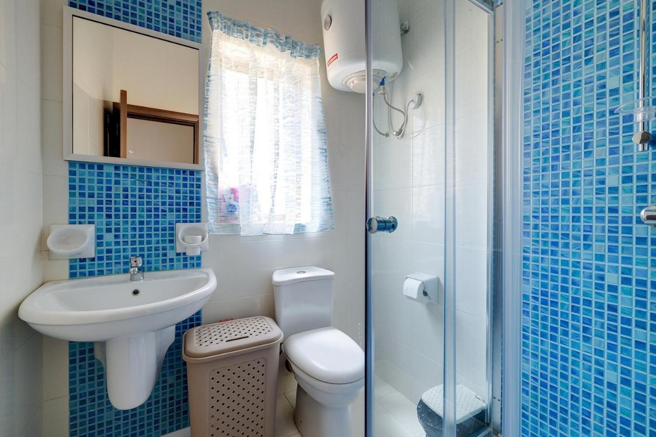 Idyllic Apartment Steps From The Promenade Σλιέμα Εξωτερικό φωτογραφία