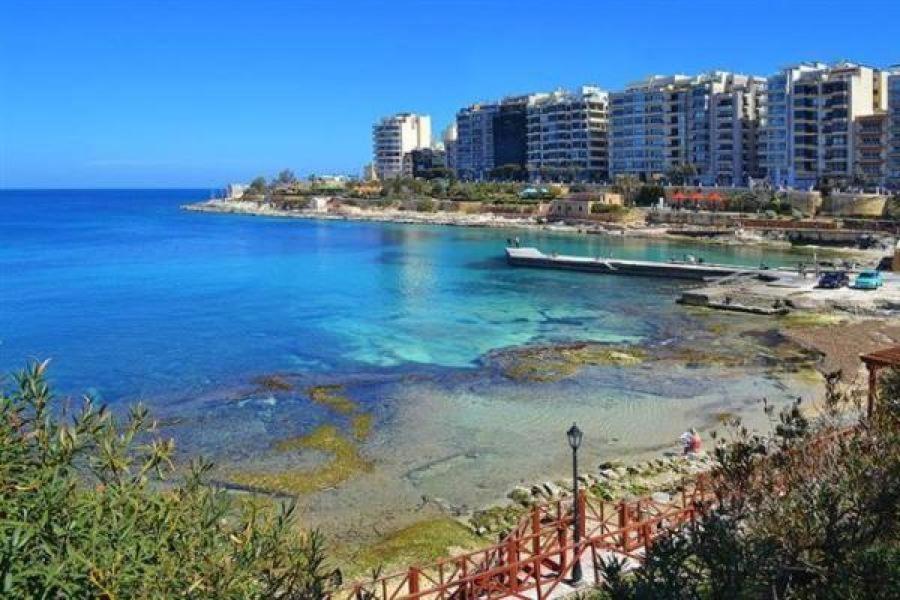 Idyllic Apartment Steps From The Promenade Σλιέμα Εξωτερικό φωτογραφία